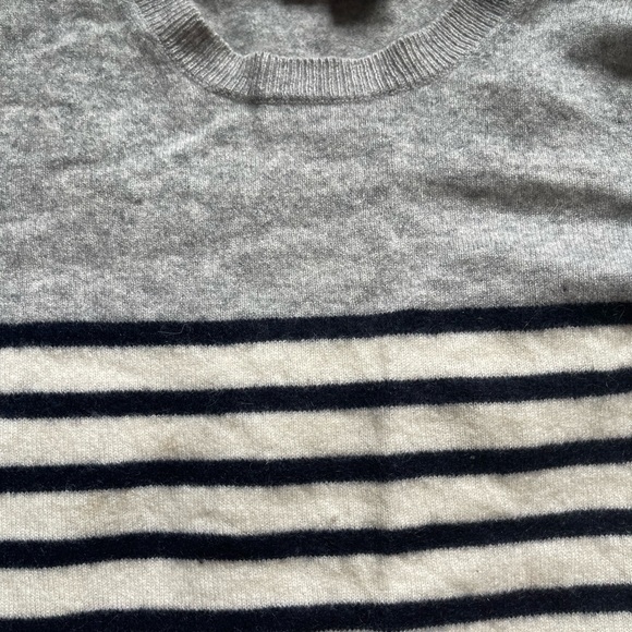 Vince striped sweater. - Picture 2 of 8